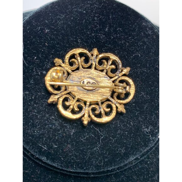 Vintage Oval Tiger Eye Stone Brooch Pin Filigree Signed "LC" - Picture 2 of 3